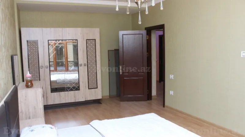 Satılır 4 otaqlı Mənzil Yeni tikili 216 m² Nəsimi r. - şəkil 5
