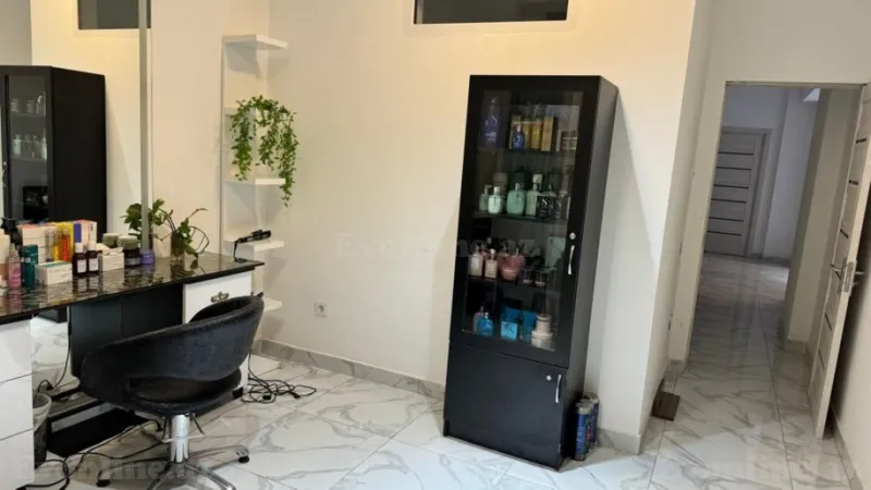 Kirayə verilir Obyekt 600 m² İnşaatçılar m. - şəkil 14