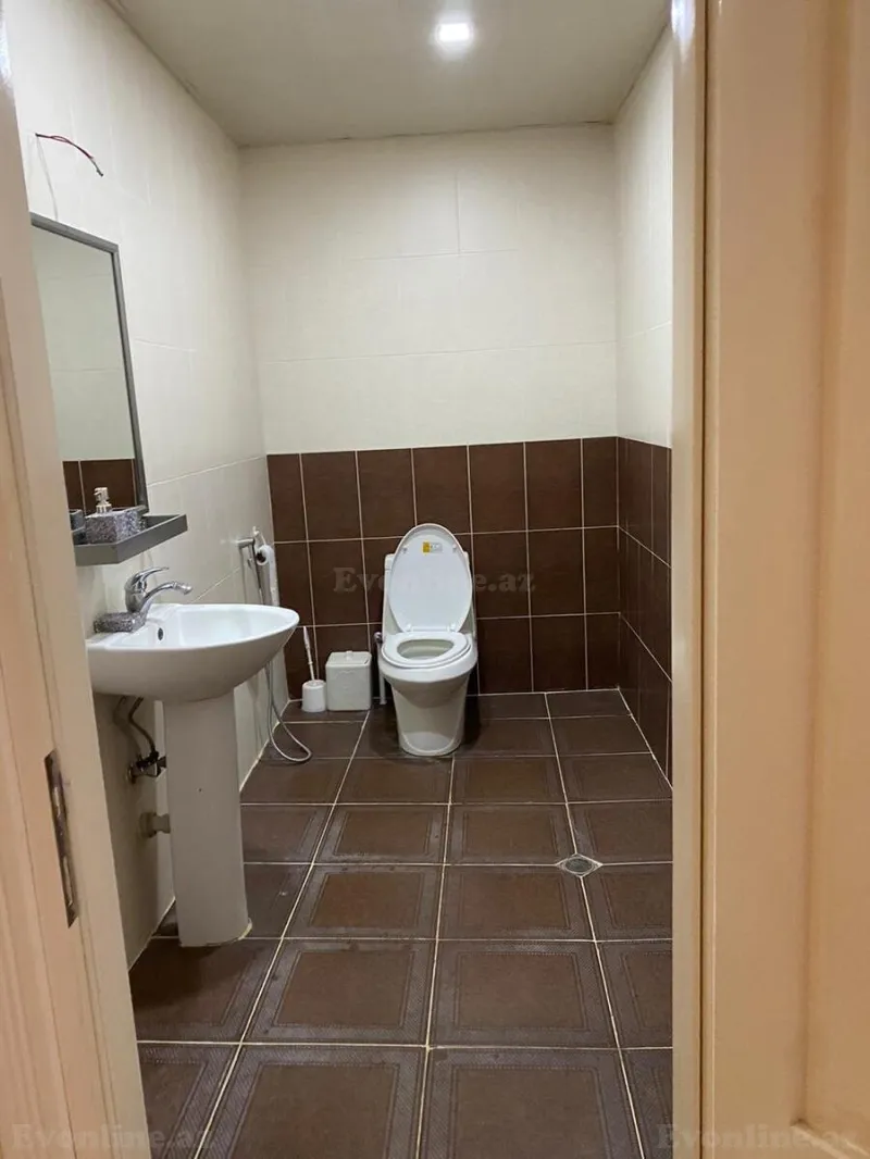 Kirayə verilir 4 otaqlı Mənzil Yeni tikili 177 m² Xətai m. - şəkil 9