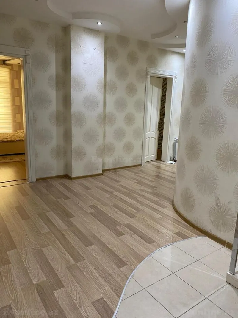 Kirayə verilir 4 otaqlı Mənzil Yeni tikili 177 m² Xətai m. - şəkil 11