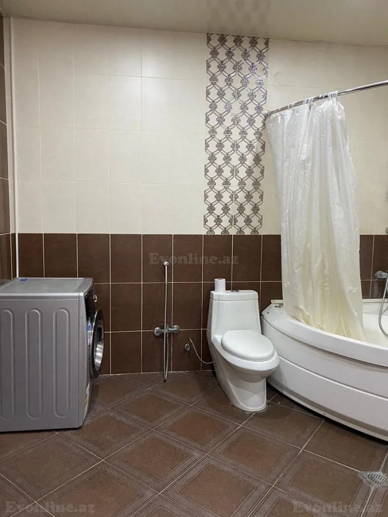 Kirayə verilir 4 otaqlı Mənzil Yeni tikili 177 m² Xətai m. - şəkil 12