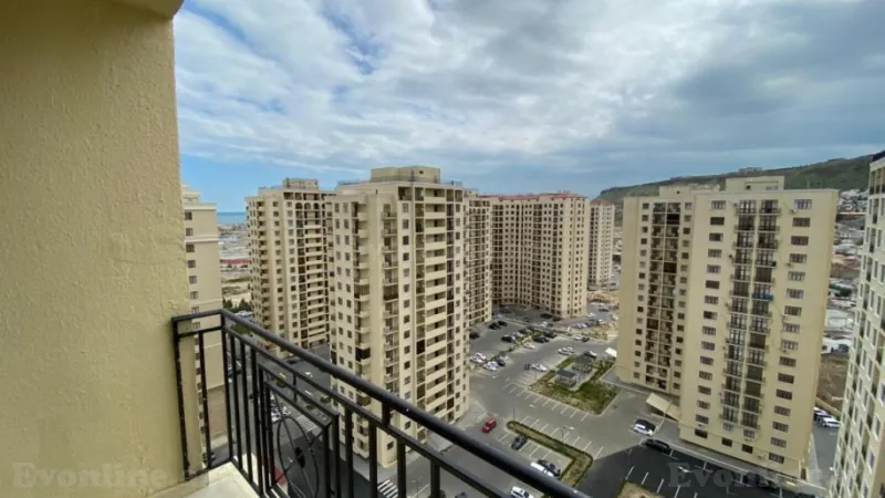 3 otaqlı Mənzil 120 m² Bayıl Kirayə verilir