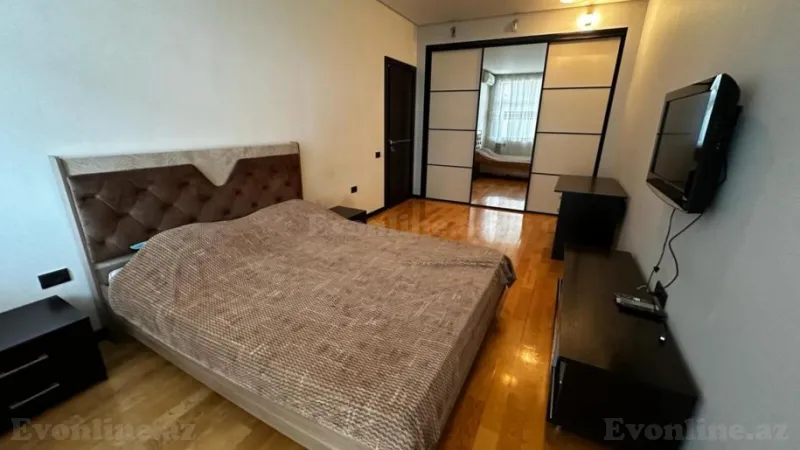 Kirayə verilir 4 otaqlı Mənzil Yeni tikili 200 m² Nəriman Nərimanov m. - şəkil 9