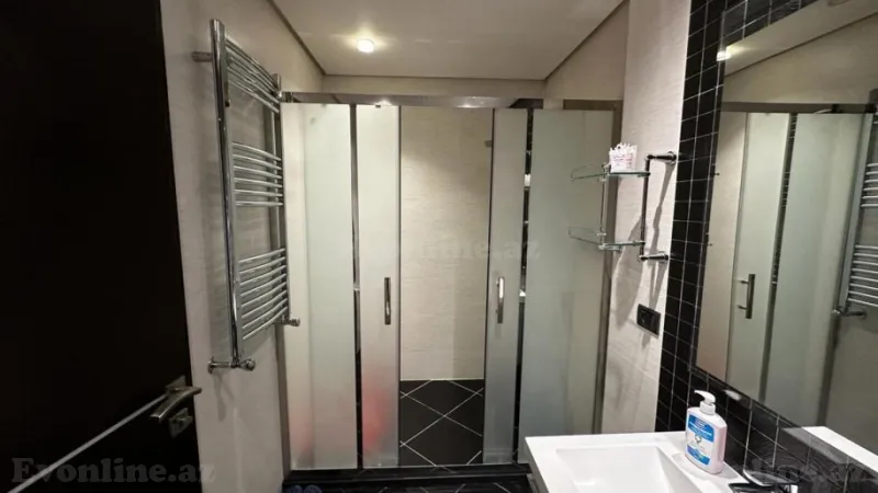 Kirayə verilir 4 otaqlı Mənzil Yeni tikili 200 m² Nəriman Nərimanov m. - şəkil 19