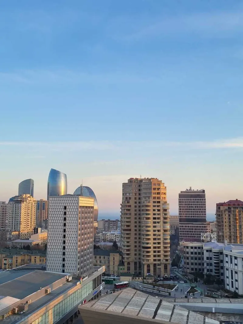 Kirayə verilir 2 otaqlı Mənzil Yeni tikili 80 m² 28 May m. - şəkil 26