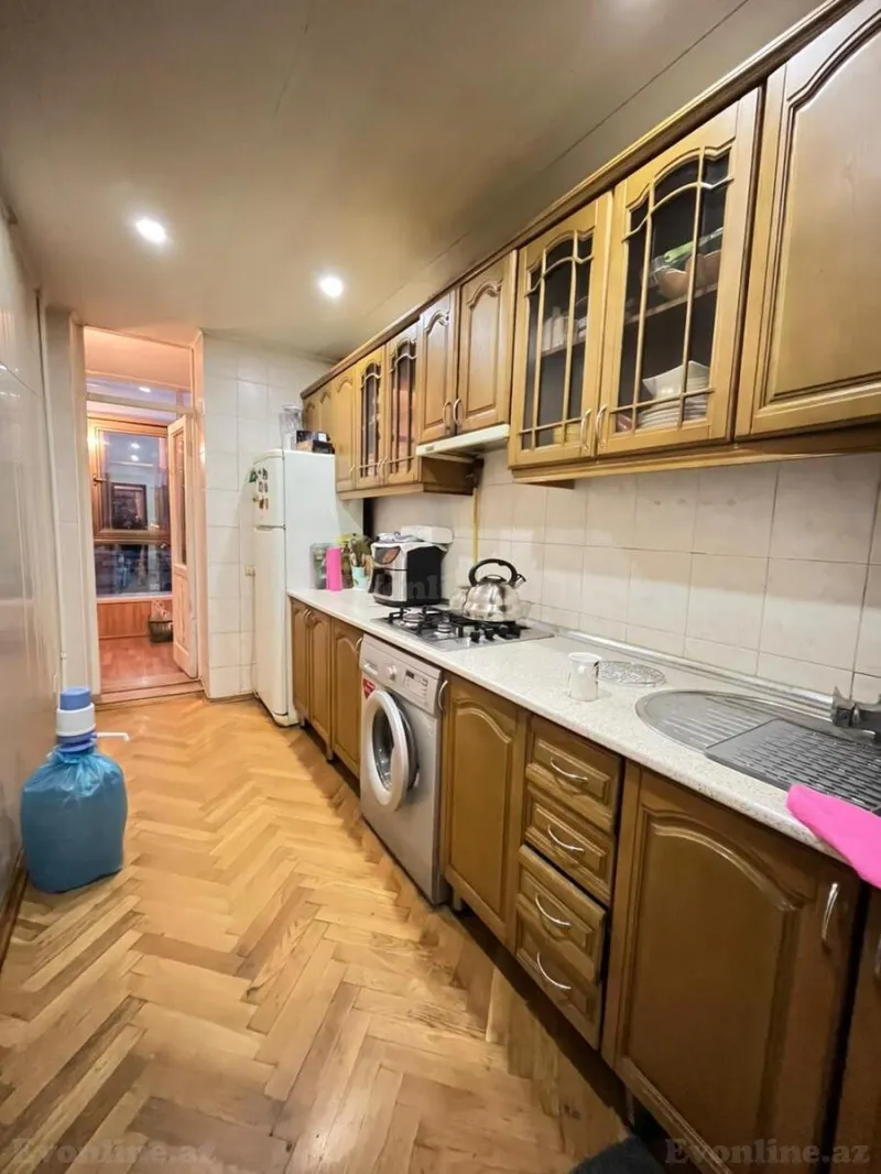 Satılır 4 otaqlı Mənzil Köhnə tikili 105 m² Gənclik m. - şəkil 6