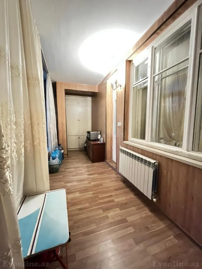 Satılır 4 otaqlı Mənzil Köhnə tikili 105 m² Gənclik m. - şəkil 8