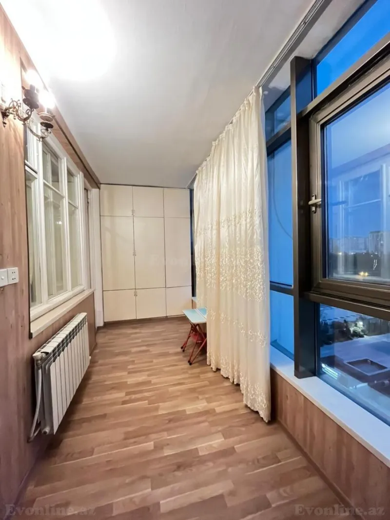 Satılır 4 otaqlı Mənzil Köhnə tikili 105 m² Gənclik m. - şəkil 13