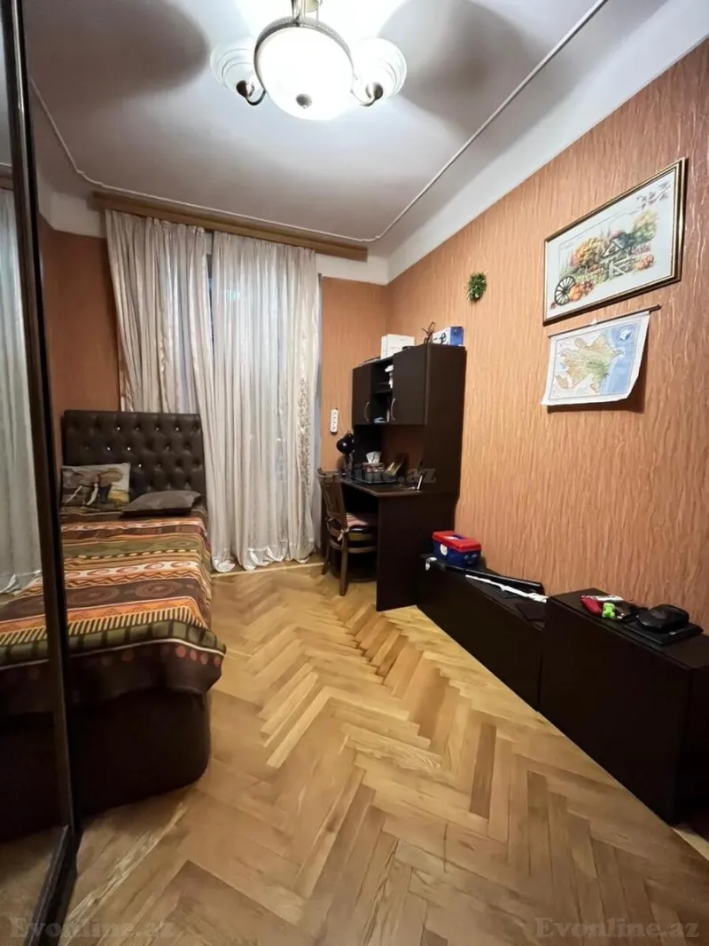 Satılır 4 otaqlı Mənzil Köhnə tikili 105 m² Gənclik m. - şəkil 16