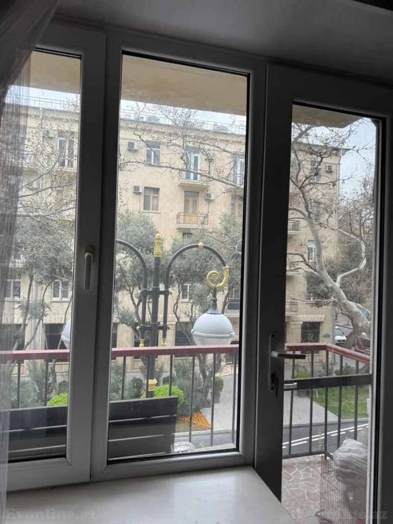 Kirayə verilir 3 otaqlı Mənzil Köhnə tikili 60 m² 28 May m. - şəkil 13