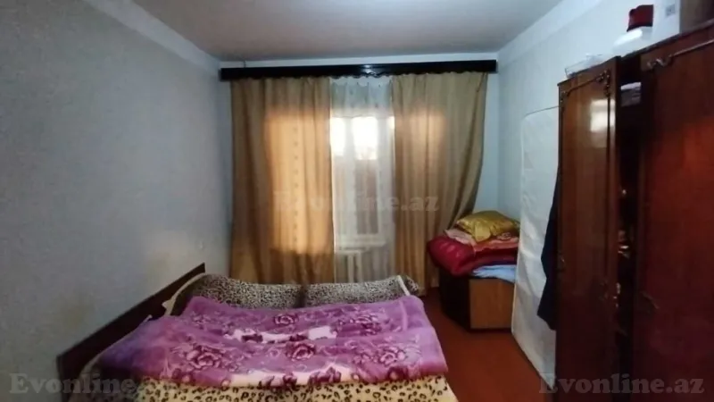 Satılır 2 otaqlı Mənzil Köhnə tikili 65 m² Xalqlar Dostluğu m. - şəkil 2