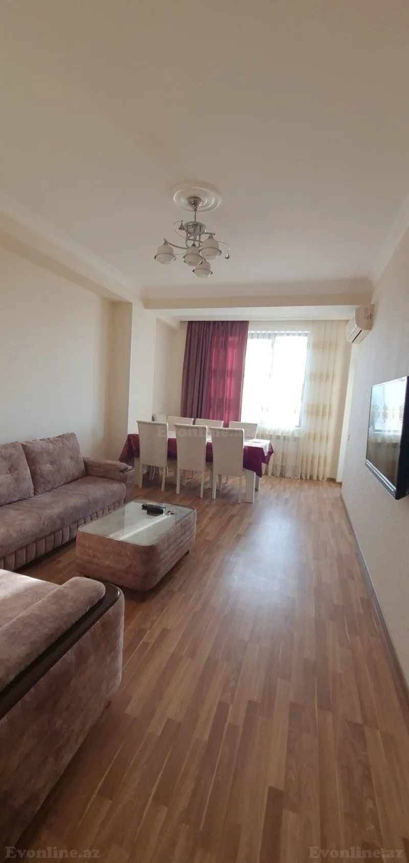3 otaqlı Mənzil 100 m² İnşaatçılar m. Satılır