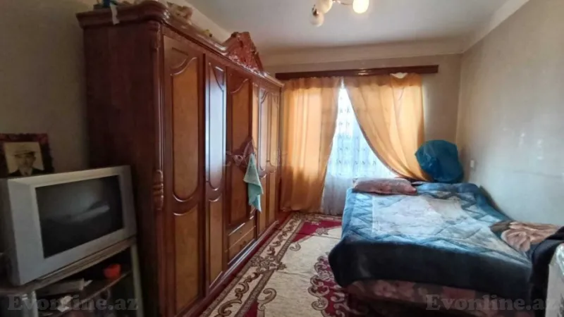 Satılır 5 otaqlı Mənzil Köhnə tikili 115 m² Nizami r. - şəkil 2