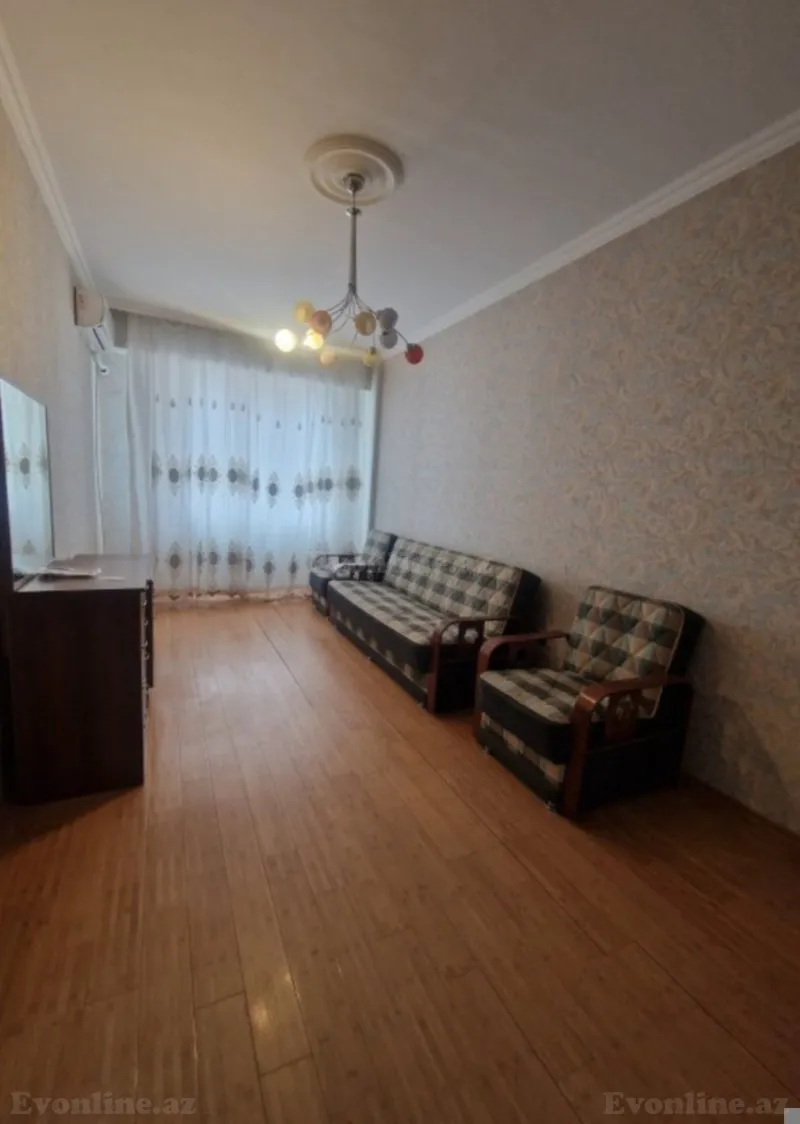 3 otaqlı Mənzil 2 m² Binə Satılır