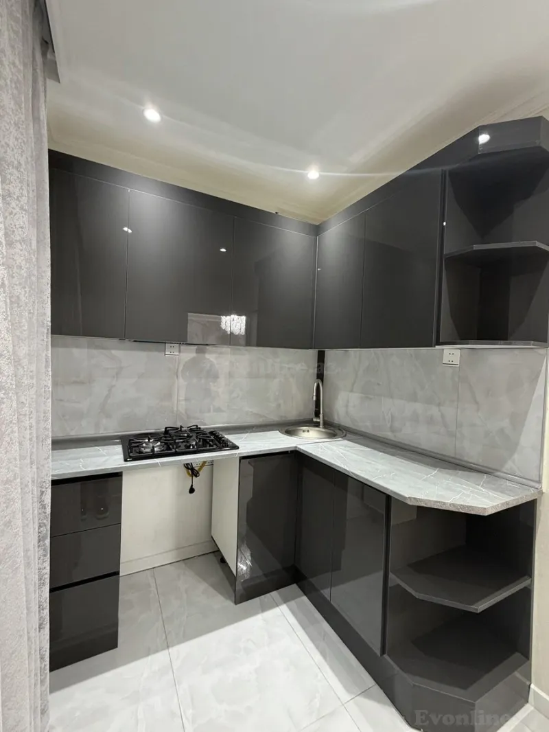 Satılır 2 otaqlı Mənzil Köhnə tikili 50 m² 2-ci mikrorayon - şəkil 8