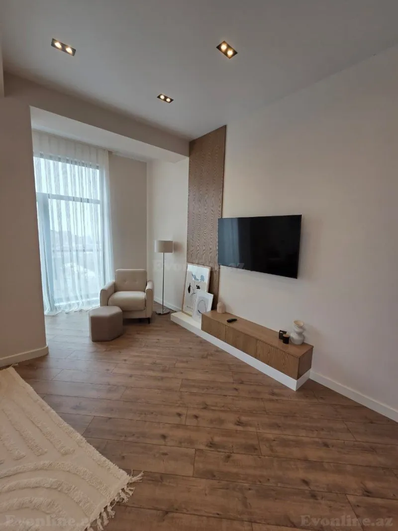 Kirayə verilir 4 otaqlı Mənzil Yeni tikili 140 m² Nəsimi r. - şəkil 6