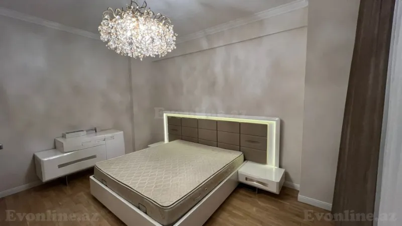 Satılır 4 otaqlı Mənzil Yeni tikili 172 m² Nəsimi r. - şəkil 2