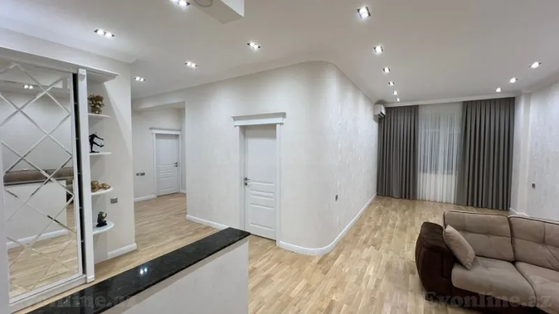 Satılır 4 otaqlı Mənzil Yeni tikili 172 m² Nəsimi r. - şəkil 5