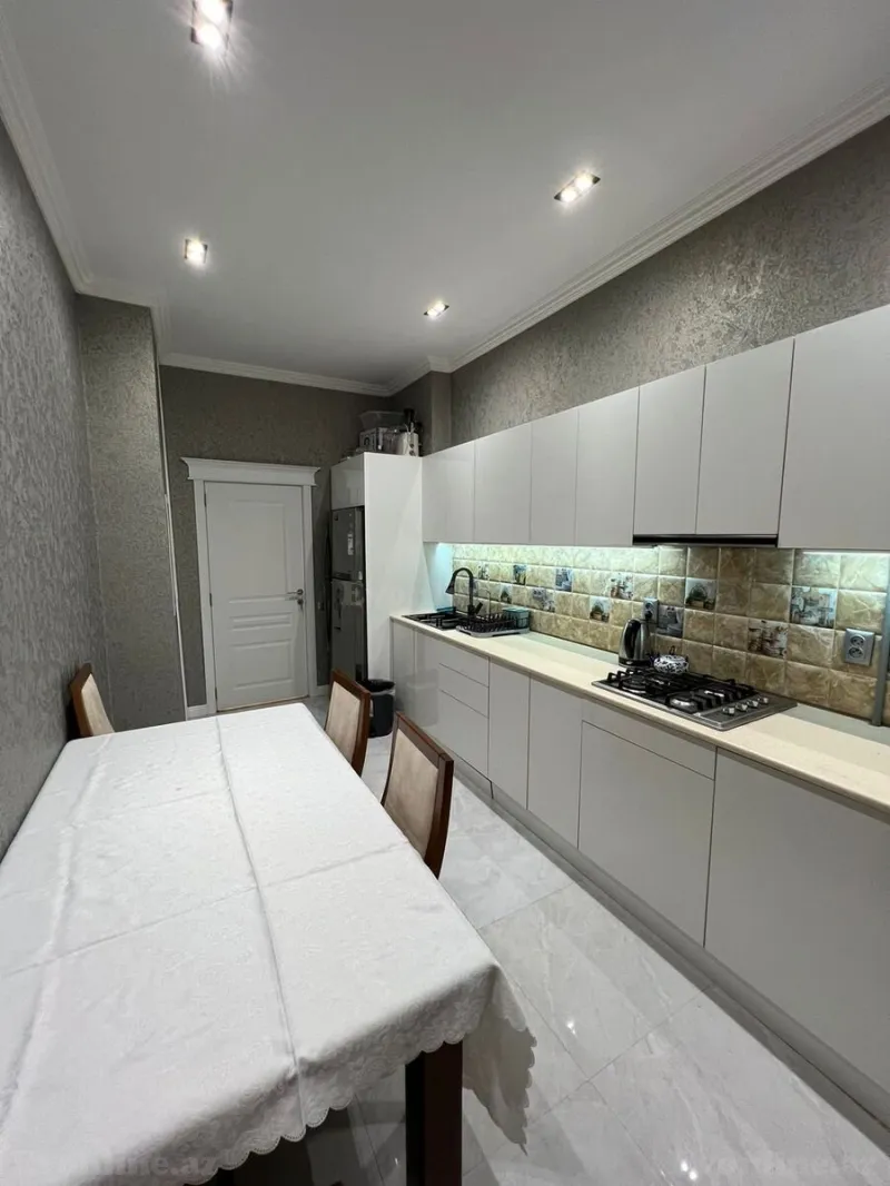 Satılır 4 otaqlı Mənzil Yeni tikili 172 m² Nəsimi r. - şəkil 12