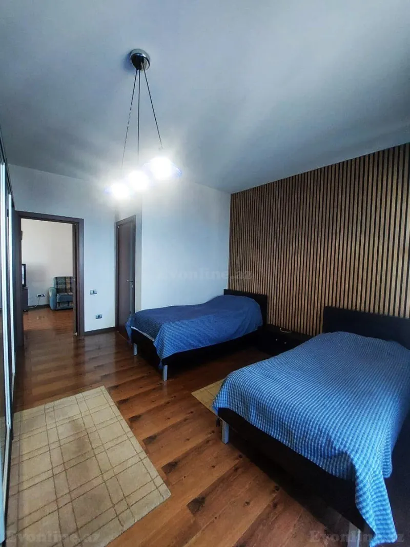 Satılır 4 otaqlı Mənzil Yeni tikili 195 m² Elmlər Akademiyası m. - şəkil 12