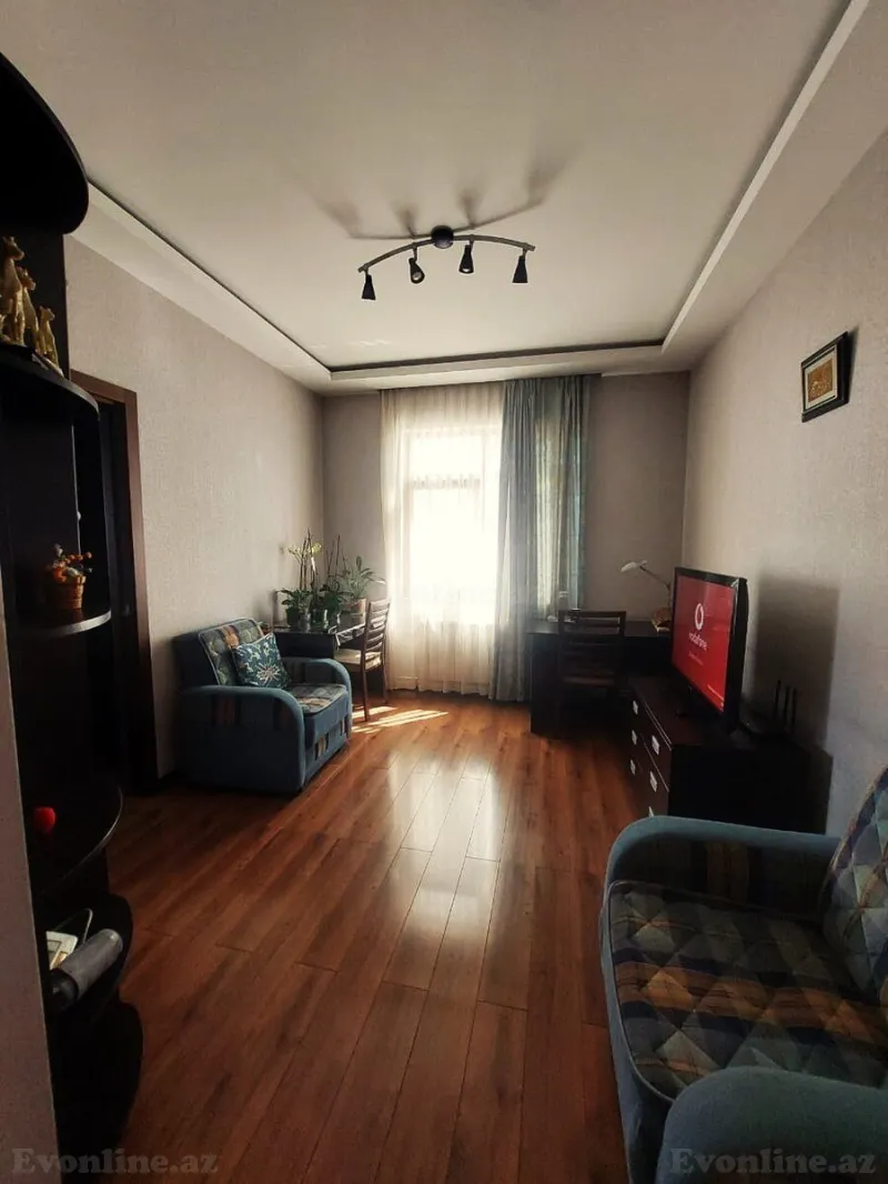 Satılır 4 otaqlı Mənzil Yeni tikili 195 m² Elmlər Akademiyası m. - şəkil 14