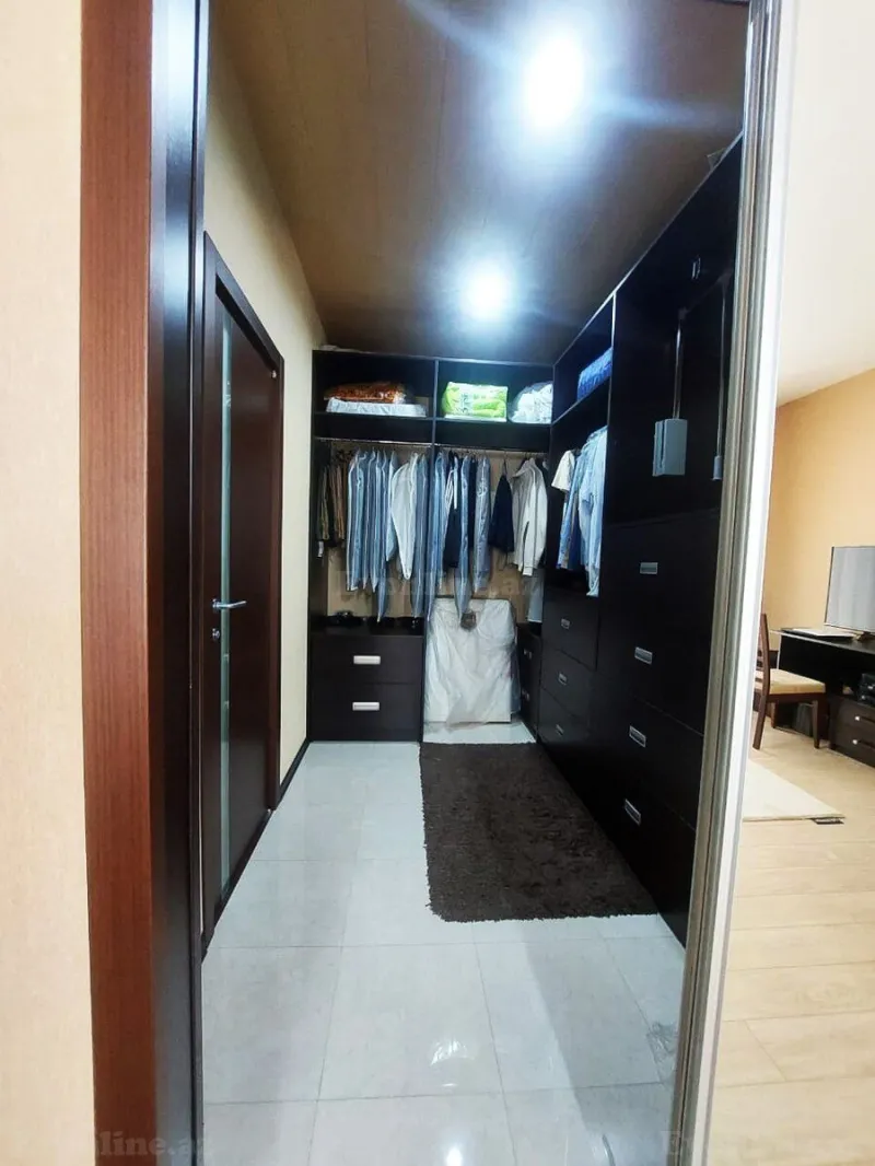 Satılır 4 otaqlı Mənzil Yeni tikili 195 m² Elmlər Akademiyası m. - şəkil 15