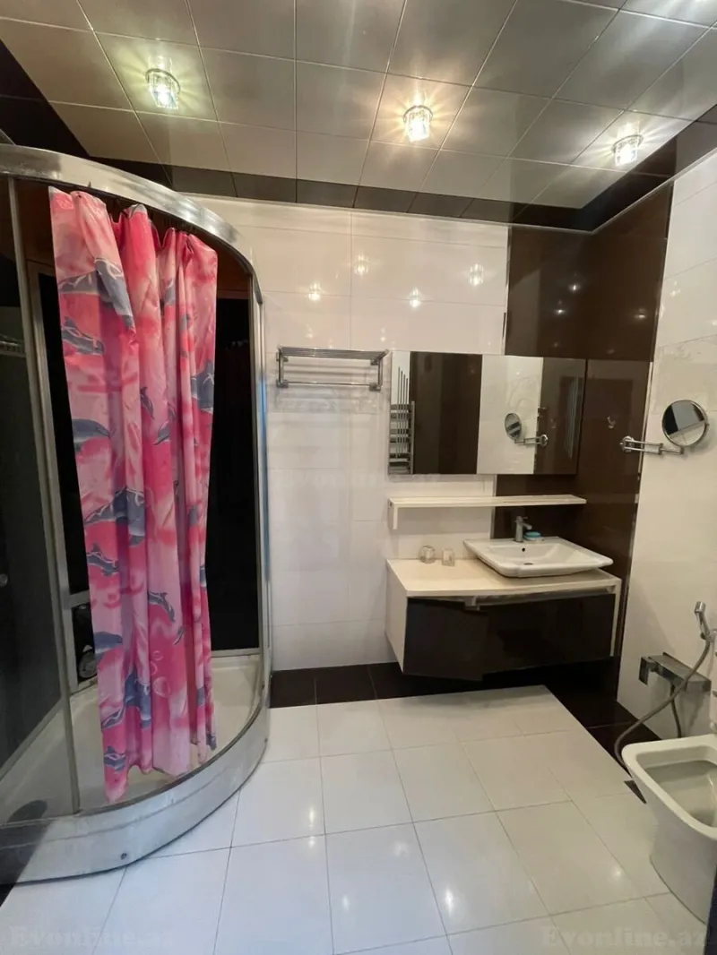 Kirayə verilir 4 otaqlı Mənzil Yeni tikili 190 m² Nəriman Nərimanov m. - şəkil 22