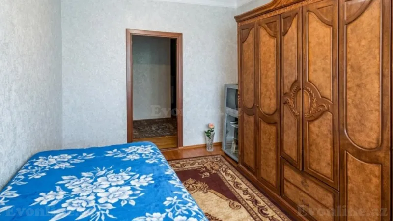 Satılır 5 otaqlı Mənzil Köhnə tikili 120 m² Nizami r. - şəkil 8