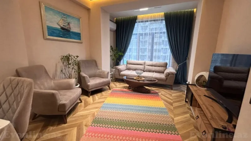 2 otaqlı Mənzil 84 m² Xətai m. Kirayə verilir
