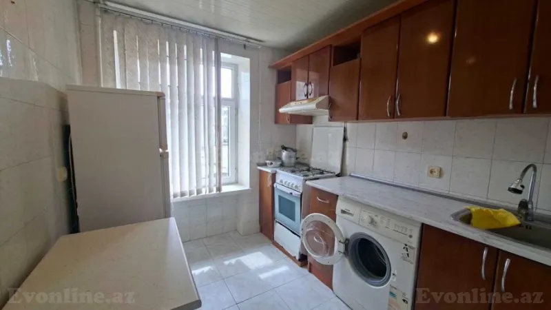 Satılır 2 otaqlı Mənzil Köhnə tikili 60 m² Elmlər Akademiyası m. - şəkil 15