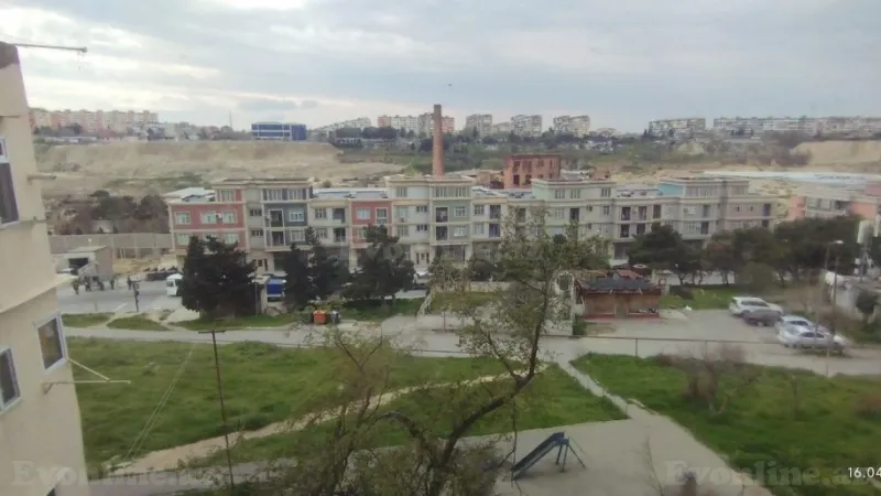 3 otaqlı Mənzil 72 m² Suraxanı r. Kirayə verilir