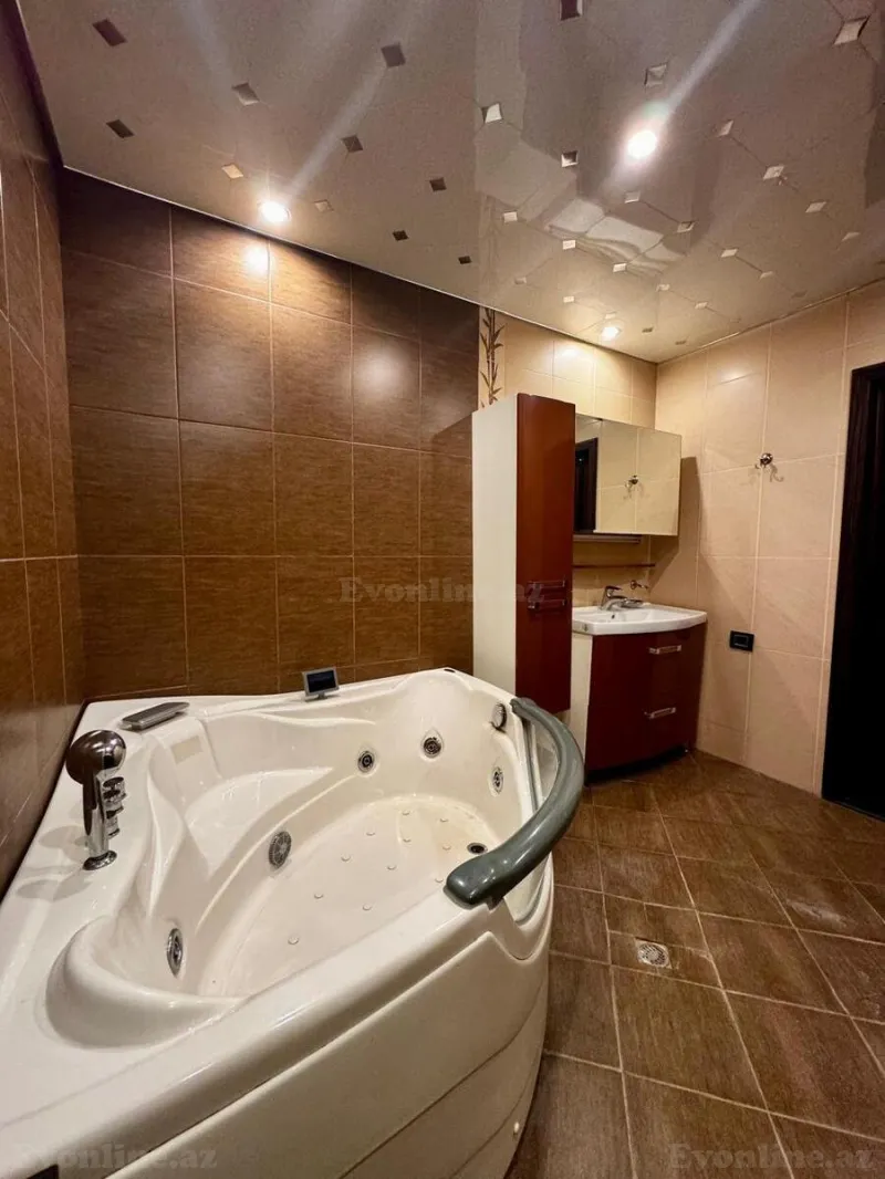 Satılır 3 otaqlı Mənzil Yeni tikili 145 m² İnşaatçılar m. - şəkil 15