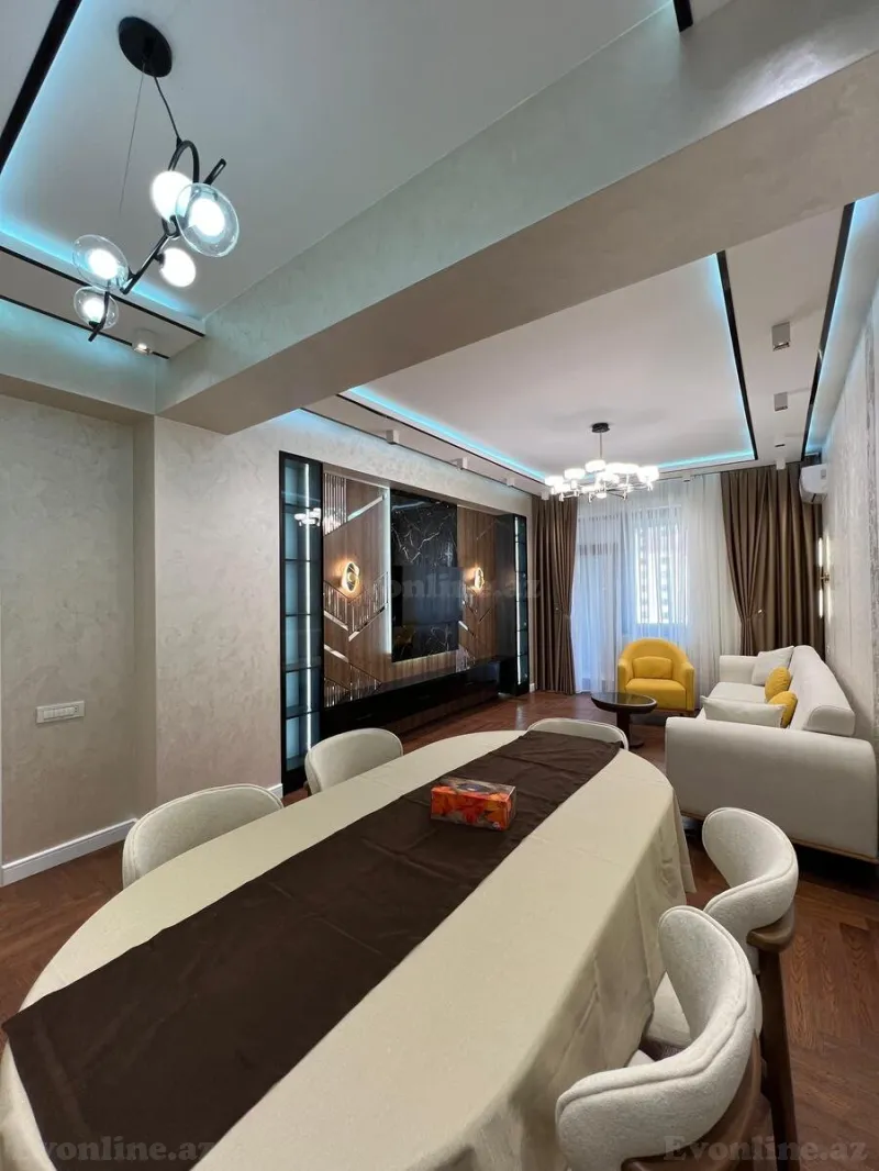 Satılır 3 otaqlı Mənzil Yeni tikili 137 m² 28 May m. - şəkil 2