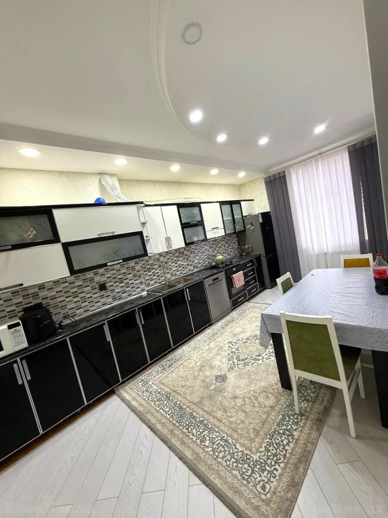 Satılır 4 otaqlı Mənzil Yeni tikili 130 m² Həzi Aslanov m. - şəkil 11