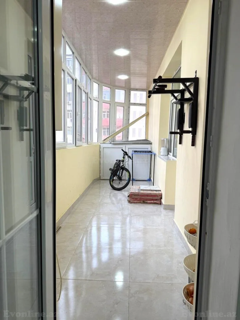 Satılır 4 otaqlı Mənzil Yeni tikili 130 m² Həzi Aslanov m. - şəkil 16