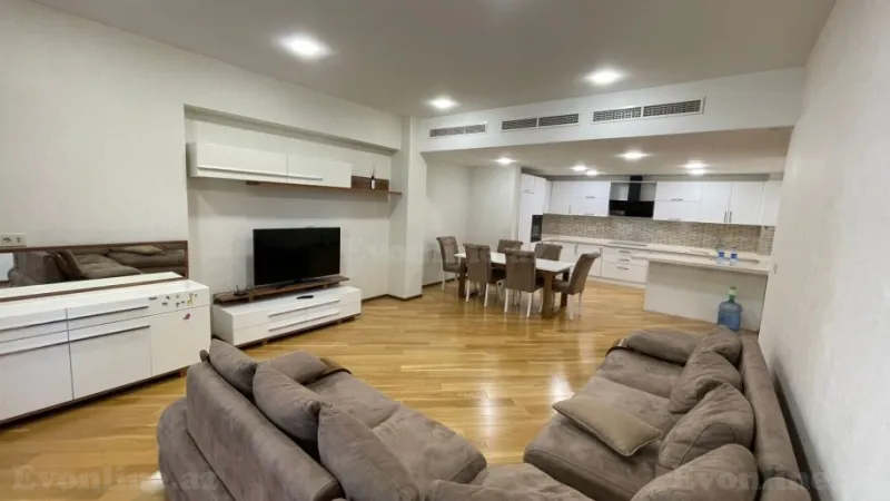 Kirayə verilir 4 otaqlı Mənzil Yeni tikili 220 m² 28 May m. - şəkil 8