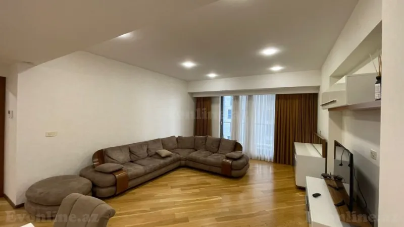 Kirayə verilir 4 otaqlı Mənzil Yeni tikili 220 m² 28 May m. - şəkil 9