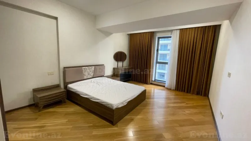 Kirayə verilir 4 otaqlı Mənzil Yeni tikili 220 m² 28 May m. - şəkil 11