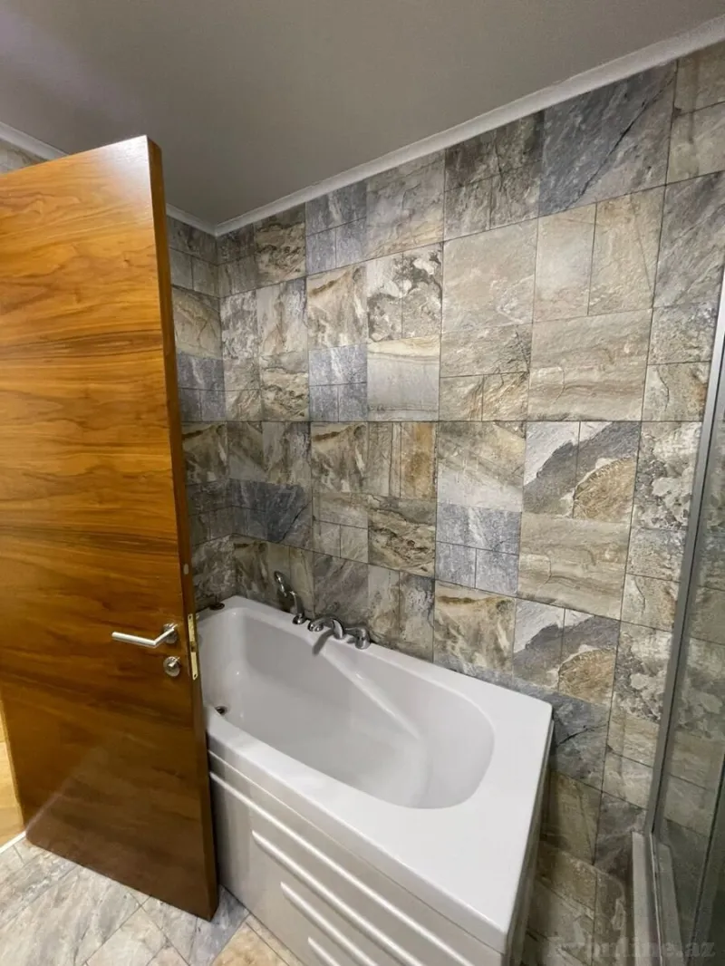 Kirayə verilir 4 otaqlı Mənzil Yeni tikili 220 m² 28 May m. - şəkil 13