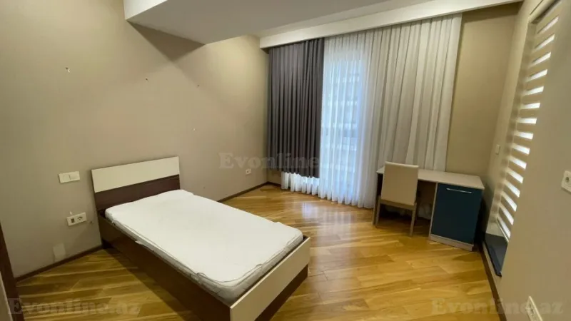 Kirayə verilir 4 otaqlı Mənzil Yeni tikili 220 m² 28 May m. - şəkil 18
