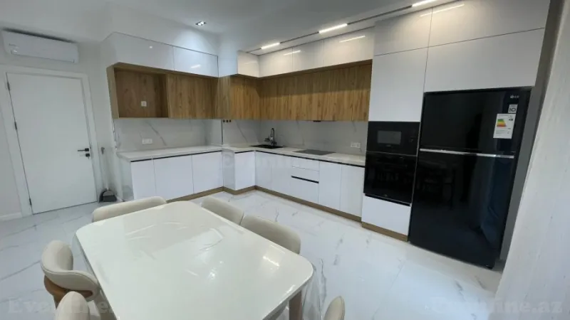 Kirayə verilir 3 otaqlı Mənzil Yeni tikili 130 m² Xətai r. - şəkil 7