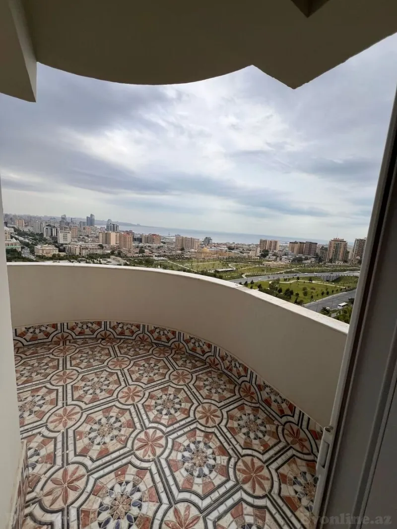 Satılır 4 otaqlı Mənzil Yeni tikili 195 m² Nizami m. - şəkil 6