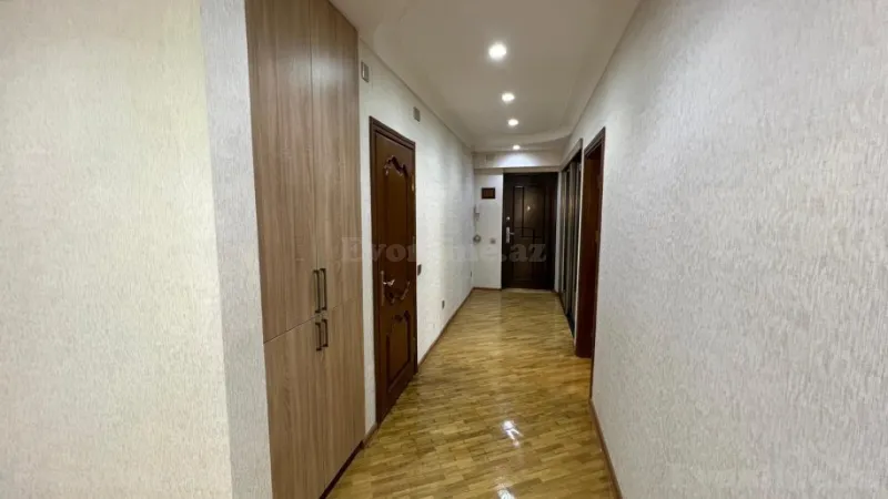 Satılır 3 otaqlı Mənzil Yeni tikili 115 m² Elmlər Akademiyası m. - şəkil 9