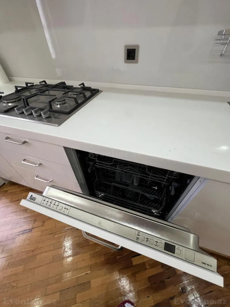 Satılır 3 otaqlı Mənzil Yeni tikili 115 m² Elmlər Akademiyası m. - şəkil 14