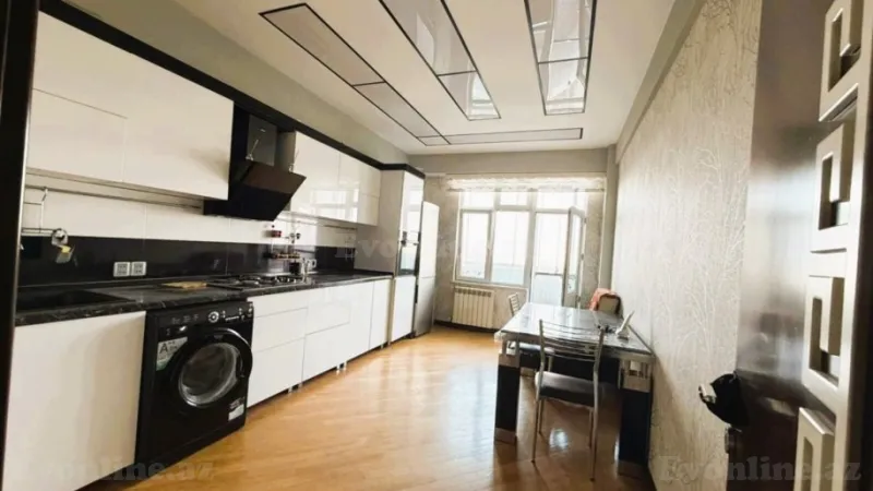 Satılır 2 otaqlı Mənzil Yeni tikili 120 m² Səbail r. - şəkil 2