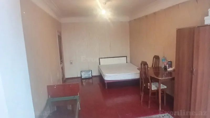 Kirayə verilir 1 otaqlı Mənzil Köhnə tikili 40 m² İnşaatçılar m.