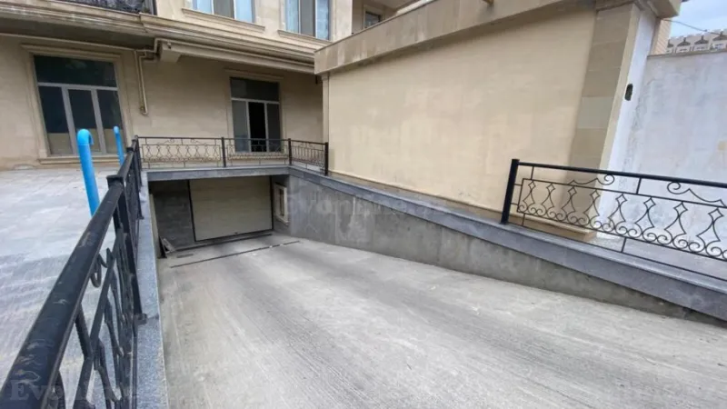 Satılır 3 otaqlı Mənzil Yeni tikili 146.5 m² Gənclik m. - şəkil 3