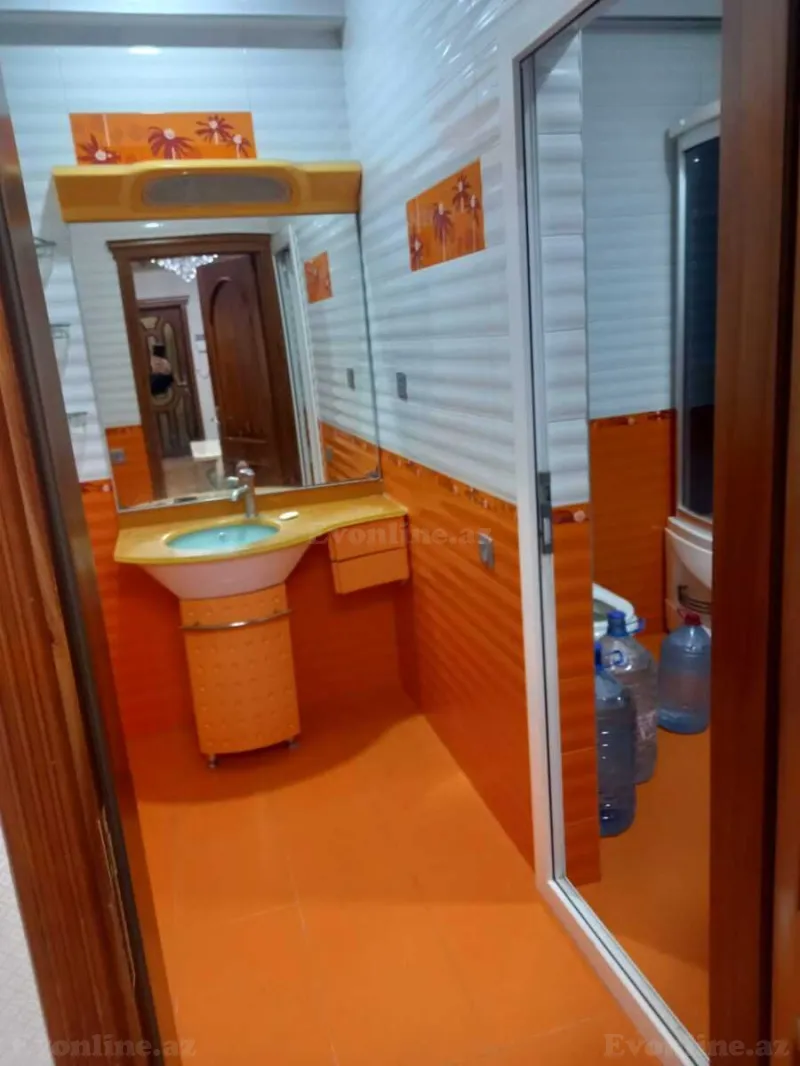 Kirayə verilir 3 otaqlı Mənzil Yeni tikili 143 m² İnşaatçılar m. - şəkil 16