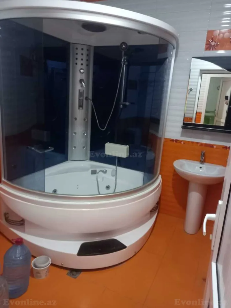 Kirayə verilir 3 otaqlı Mənzil Yeni tikili 143 m² İnşaatçılar m. - şəkil 17