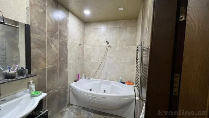 Kirayə verilir 2 otaqlı Mənzil Yeni tikili 80 m² Nizami m. - şəkil 9